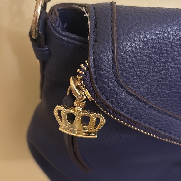 Juicy Couture Navy Traveler Flab Crossbody Bag - Picture 7 of 11